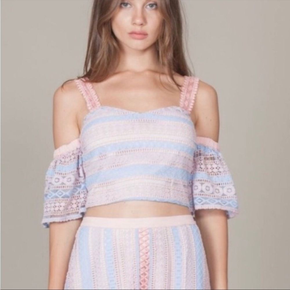 NWT foxiedox clarinda lace crop top M